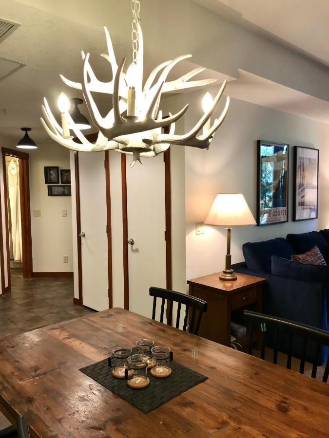Luxurious & Spacious Mountain Retreat Canmore Eksteriør bilde