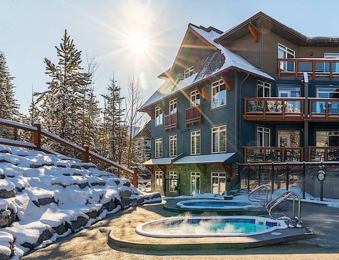 Luxurious & Spacious Mountain Retreat Canmore Eksteriør bilde